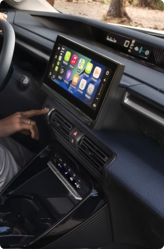 Front cockpit view of Citroën C3 Aircross SUV highlighting large infotainment screen for intuitive, connected and affordable everyday mobility.