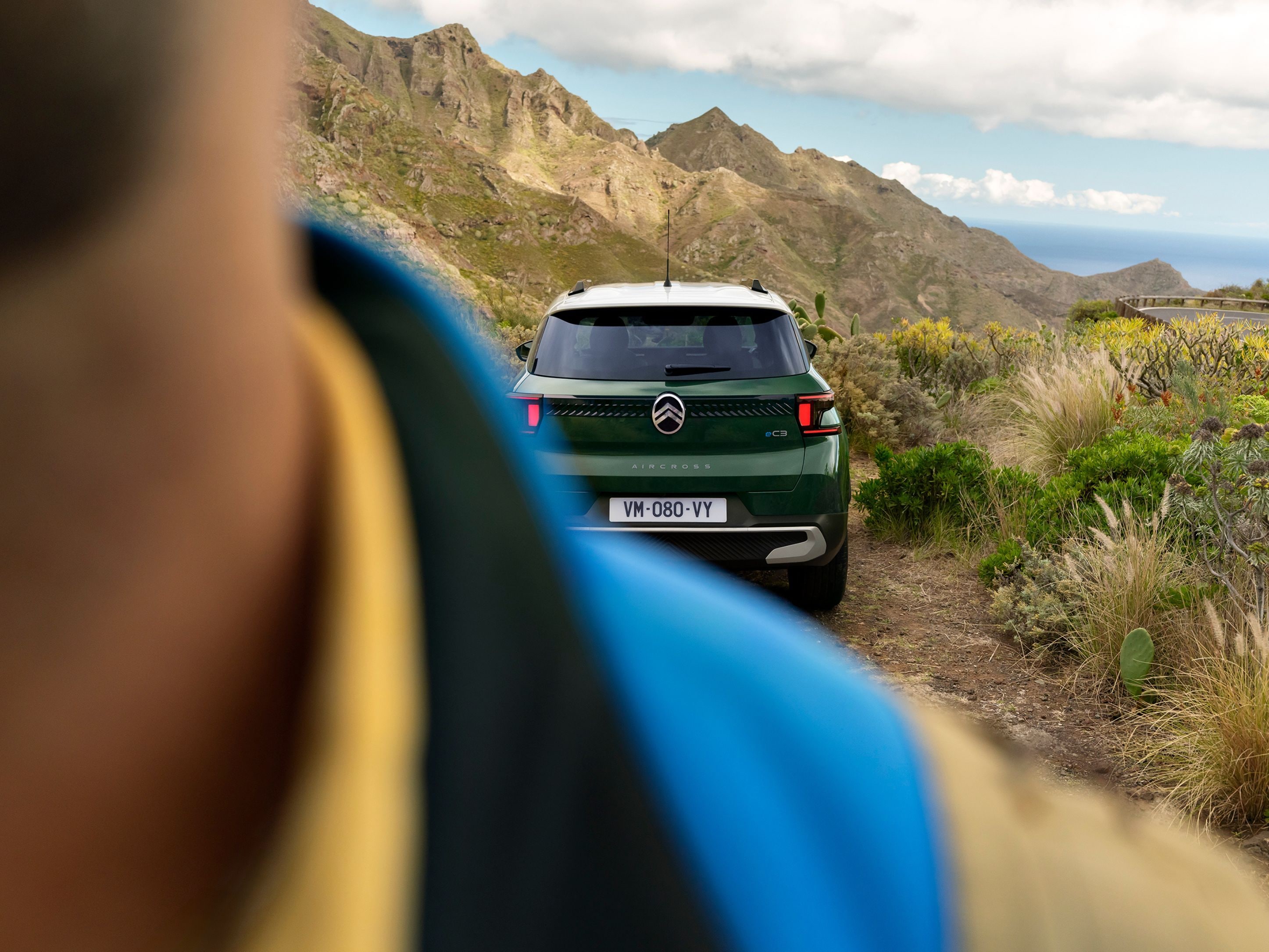 Außen-Heckansicht des Citroën C3 Aircross SUV zeigt robustes Styling für sichere, versatile and erschwingliche Offroad-Mobilität.