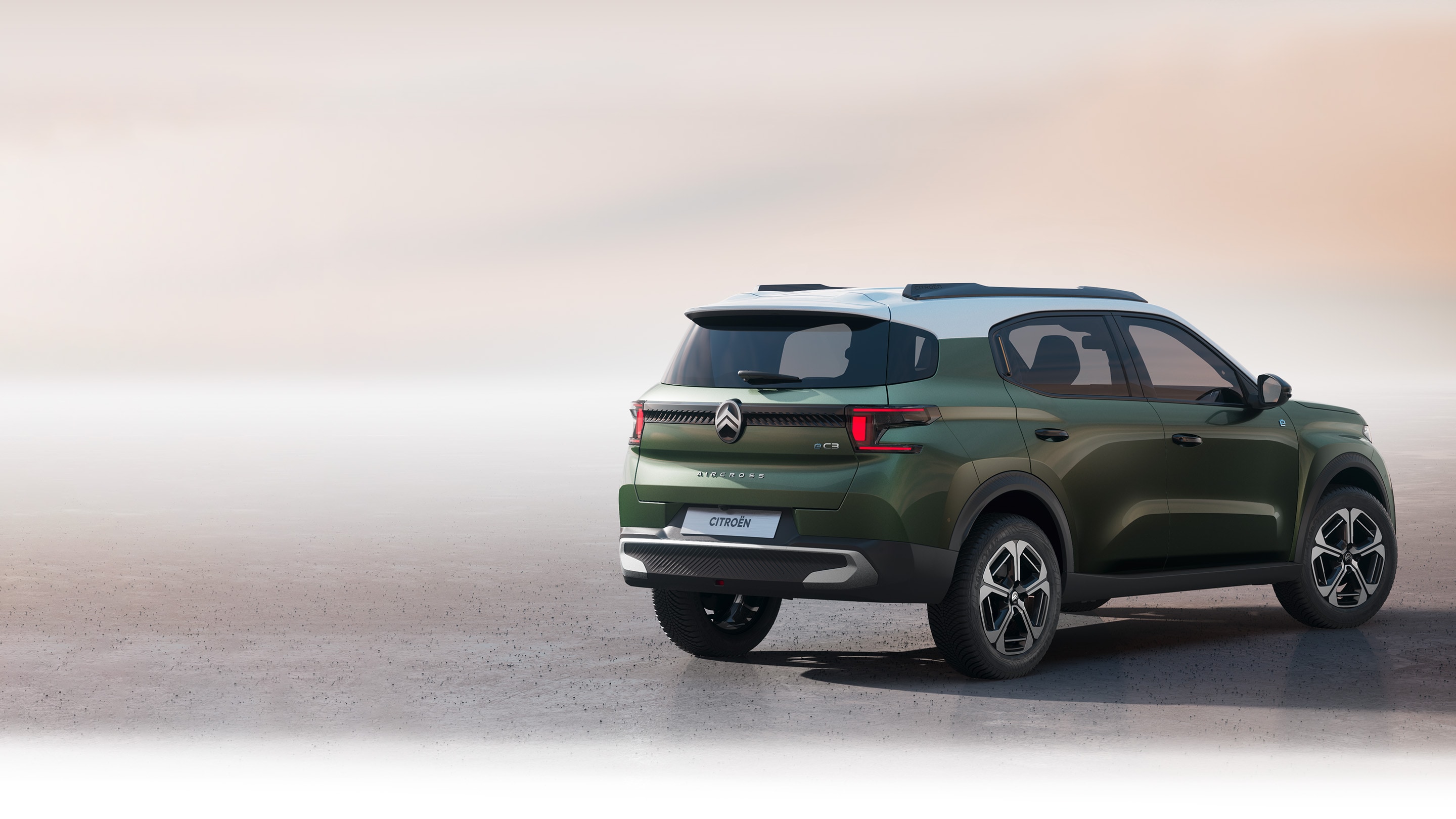 New_C3_Aircross-34_Rear.jpg